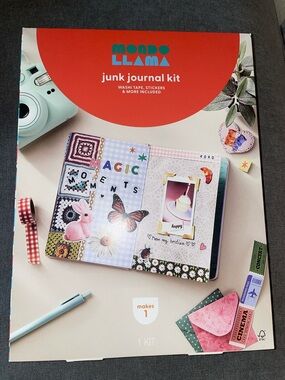 Mondo llama  Junk Journal Kit - Creative Scrapbooking Set